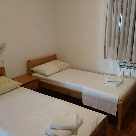 Nenada Biograd na Moru